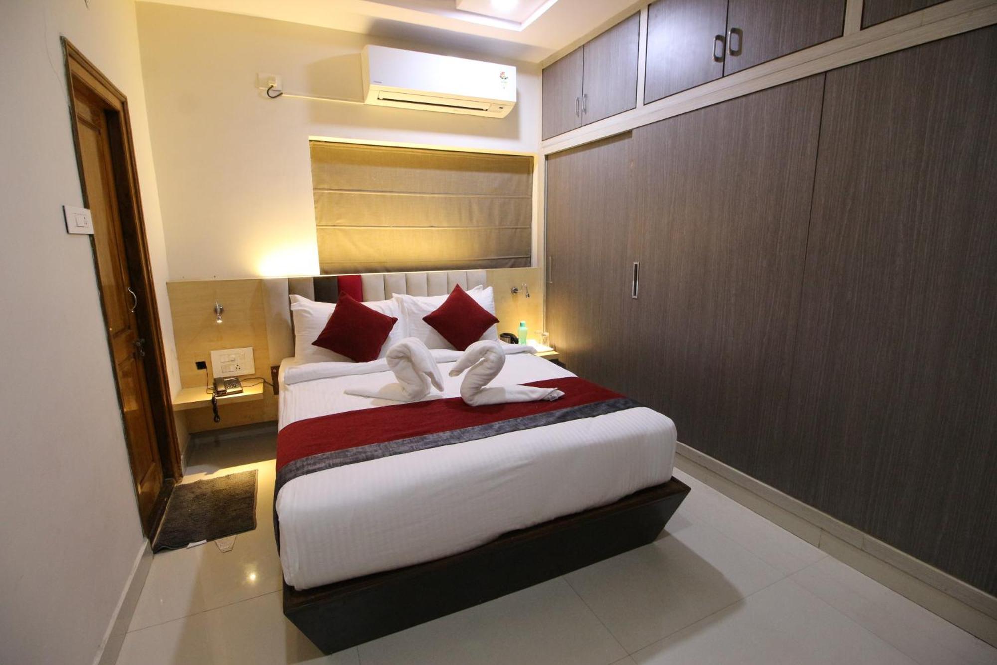 The Butterfly Luxury Serviced Apartments Visakhapatnam Exterior foto
